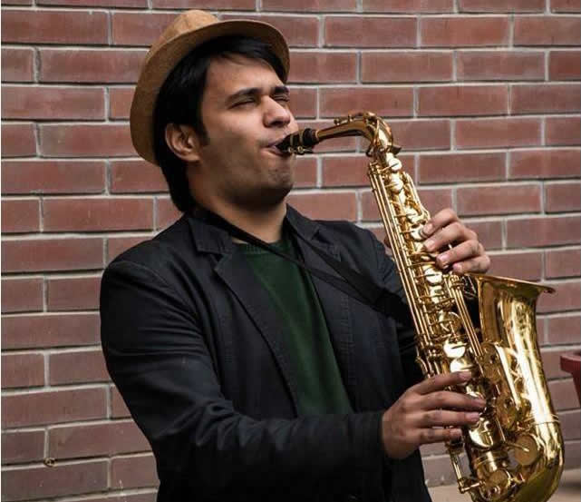 saxophone players vadodara